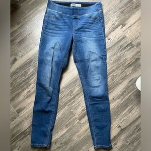 Old Navy Rockstar super skinny jeggings, size 10.